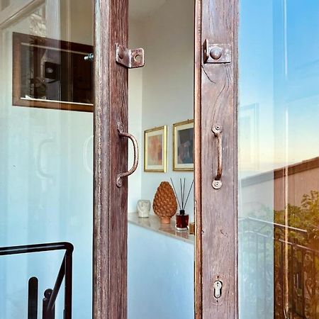 Апартаменти Tyche House Кастельмола Екстер'єр фото